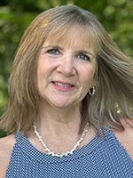 Photo of Luanne Hughes.